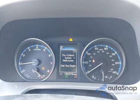 2017 Toyota Rav4 Le z USA, uszkodzony, nr VIN 2T3BFREV4HW584037